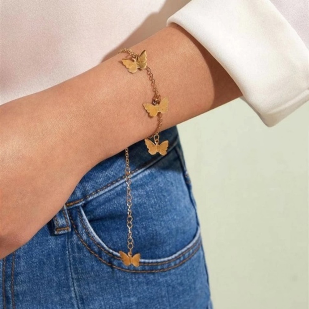 ⭐3/$30 | Butterfly Pendant Bracelet